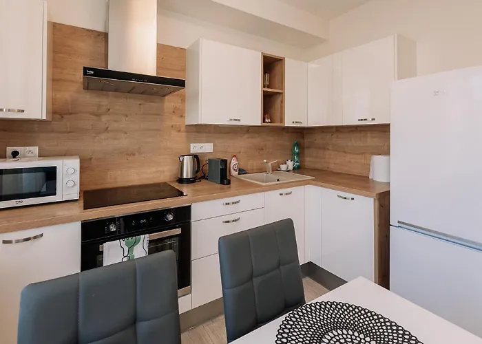 Apartment Skau 2 Old Town Family & Business 2 Floor Free Parking