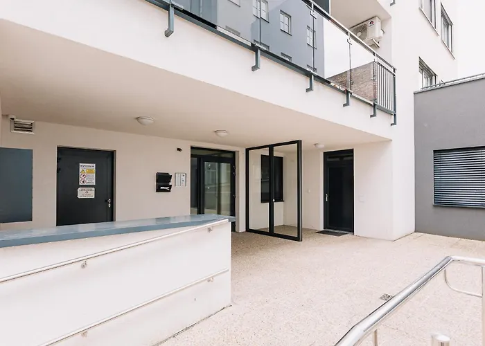 Skau 2 Old Town Family & Business 2 Floor Free Parking Apartment *